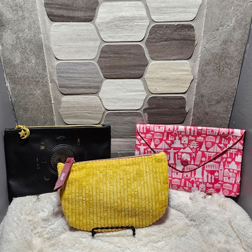 3/$25 - 3- IPSY Stylish Clutches Unique